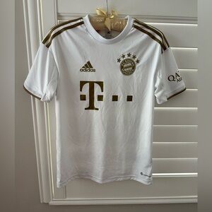 Adidas Kids White and Gold Jersey